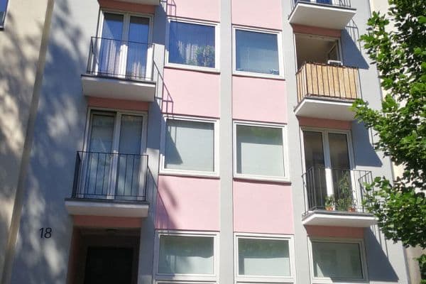 Prodej domu 485 m², pozemek 180 m², Düsseldorf - Bezirk 1 Prodej domu 485 m², pozemek 180 m², Düsseldorf - Bezirk 1