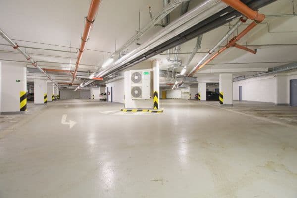 Pronájem garáže 18 m², Kurta Konráda, Pronájem garáže 18 m², Kurta Konráda,