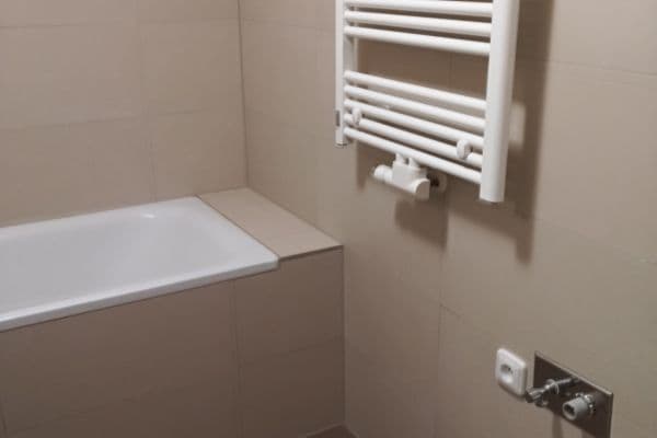 Pronájem bytu 2+kk 59 m², Borová, Hostivice Pronájem bytu 2+kk 59 m², Borová, Hostivice