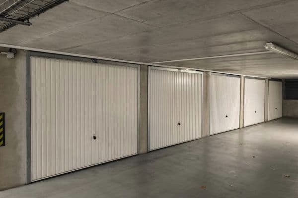 Pronájem garáže 16 m², Archeologická, Praha Pronájem garáže 16 m², Archeologická, Praha