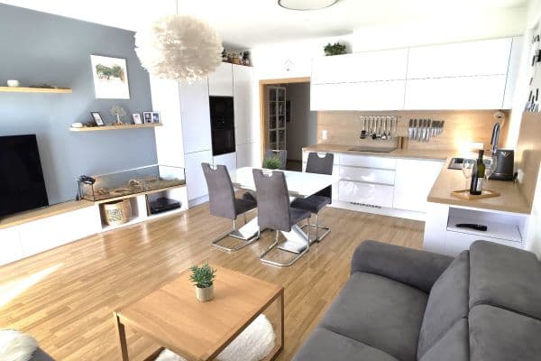 Prodej bytu 4+kk 141 m², Sušilova, Praha Prodej bytu 4+kk 141 m², Sušilova, Praha