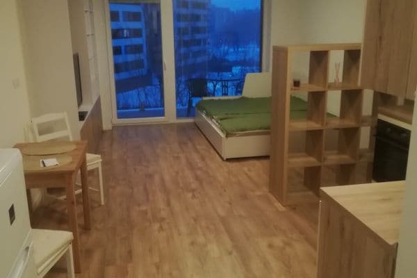 Pronájem bytu 1+1 38 m², Lužná, Petržalka Pronájem bytu 1+1 38 m², Lužná, Petržalka