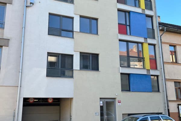 Pronájem bytu 2+kk 48 m², Jírovcova, České Budějovice, Jihočeský kraj Pronájem bytu 2+kk 48 m², Jírovcova, České Budějovice, Jihočeský kraj