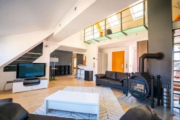 Prodej bytu 3+1 132 m², Markgrafenstraße 18, Nürnberg Prodej bytu 3+1 132 m², Markgrafenstraße 18, Nürnberg