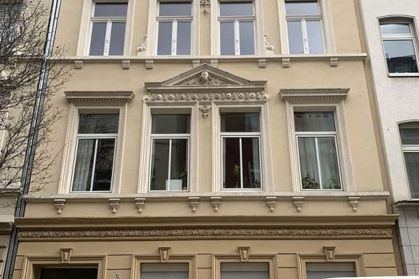 Pronájem bytu 4+1 112 m², Trimbornstrasse 11, Köln Pronájem bytu 4+1 112 m², Trimbornstrasse 11, Köln