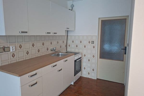 Pronájem bytu 3+kk 120 m², Křiby, Tetčice Pronájem bytu 3+kk 120 m², Křiby, Tetčice