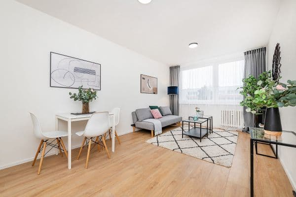 Prodej bytu 2+kk 44 m², Daškova, Praha Prodej bytu 2+kk 44 m², Daškova, Praha
