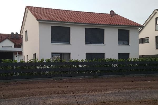 Prodej domu 180 m², pozemek 430 m², Langenhagen Prodej domu 180 m², pozemek 430 m², Langenhagen