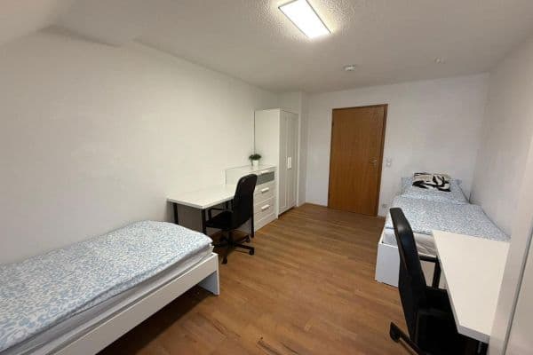 Pronájem bytu 2+1 66 m², Goethestraße 18, Erlangen Pronájem bytu 2+1 66 m², Goethestraße 18, Erlangen