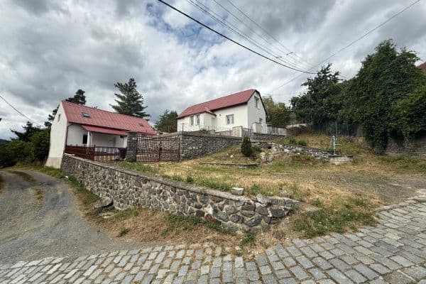 Prodej domu 300 m², pozemek 902 m², Na Ovčičkách, Hradištko Prodej domu 300 m², pozemek 902 m², Na Ovčičkách, Hradištko