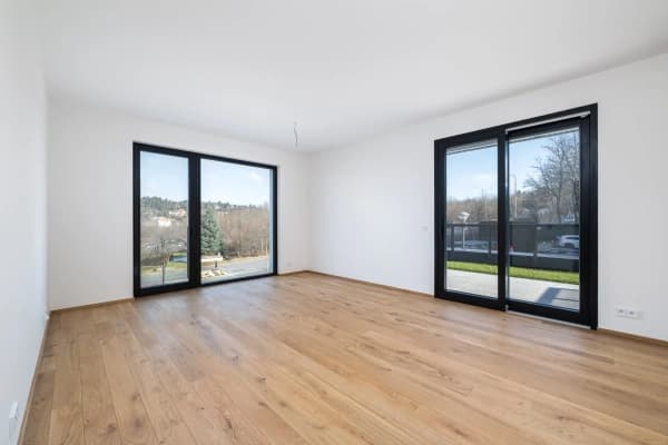 Prodej bytu 2+kk 110 m², Československého exilu, Praha Prodej bytu 2+kk 110 m², Československého exilu, Praha
