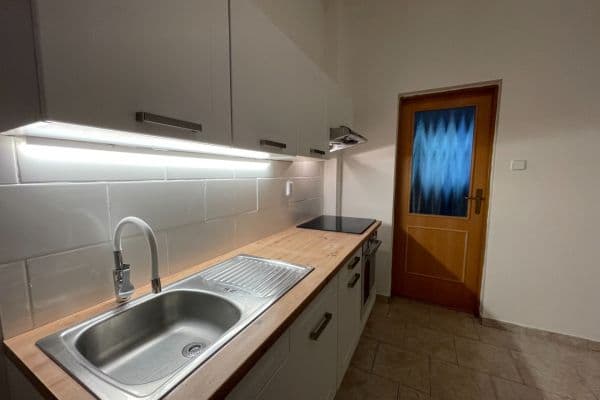 Pronájem bytu 3+1 110 m², Riegrova, Plzeň, Plzeňský kraj Pronájem bytu 3+1 110 m², Riegrova, Plzeň, Plzeňský kraj