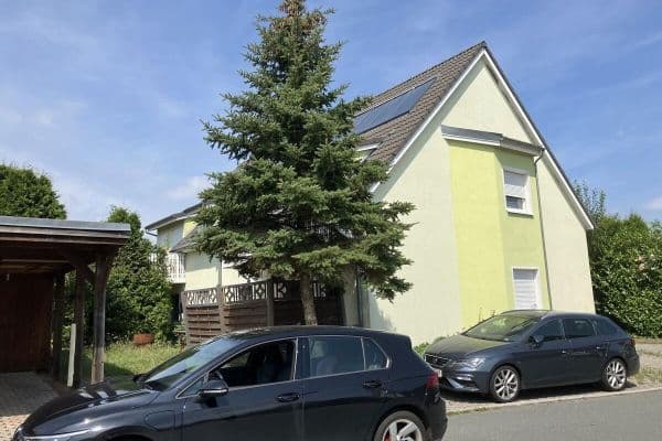 Pronájem bytu 2+1 67 m², Grumbacher Straße 32, Callenberg Pronájem bytu 2+1 67 m², Grumbacher Straße 32, Callenberg