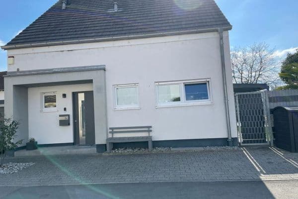 Prodej domu 130 m², pozemek 300 m², Römerberg Prodej domu 130 m², pozemek 300 m², Römerberg