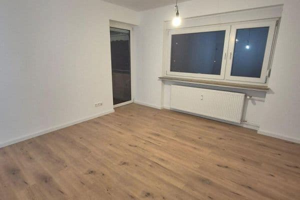 Prodej bytu 2+1 60 m², Zwernberger Weg 11, Nürnberg Prodej bytu 2+1 60 m², Zwernberger Weg 11, Nürnberg