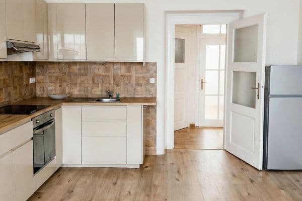 Pronájem bytu 2+kk 60 m², Křišťanova, Praha Pronájem bytu 2+kk 60 m², Křišťanova, Praha