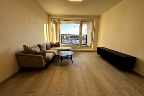 Pronájem bytu 2+kk 52 m², Poděbradská, Praha Pronájem bytu 2+kk 52 m², Poděbradská, Praha