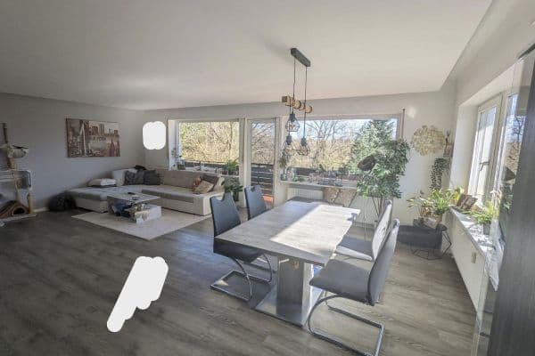 Pronájem bytu 4+1 120 m², Am Mariensteig 20a, Schwabach Pronájem bytu 4+1 120 m², Am Mariensteig 20a, Schwabach