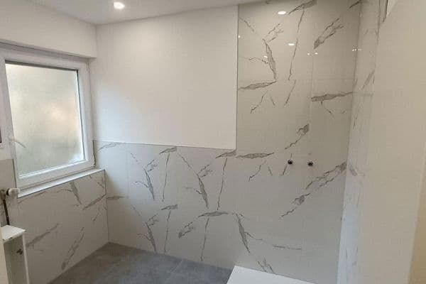 Pronájem bytu 2+1 62 m², Kirchstr. 12, Deizisau Pronájem bytu 2+1 62 m², Kirchstr. 12, Deizisau