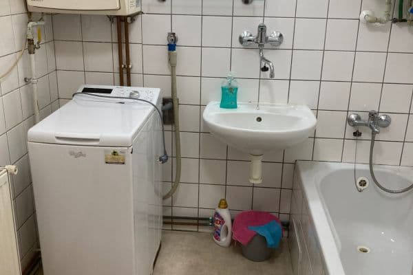 Pronájem bytu 2+1 52 m², Miřiovského, Jindřichův Hradec, Jihočeský kraj Pronájem bytu 2+1 52 m², Miřiovského, Jindřichův Hradec, Jihočeský kraj