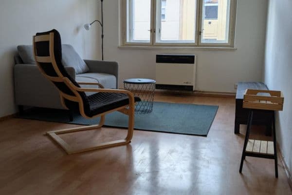 Pronájem bytu 2+1 50 m², Žerotínova, Praha Pronájem bytu 2+1 50 m², Žerotínova, Praha