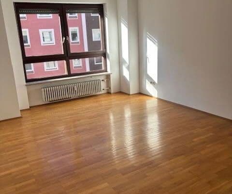 Pronájem bytu 3+1 83 m², München, Bavorsko Pronájem bytu 3+1 83 m², München, Bavorsko