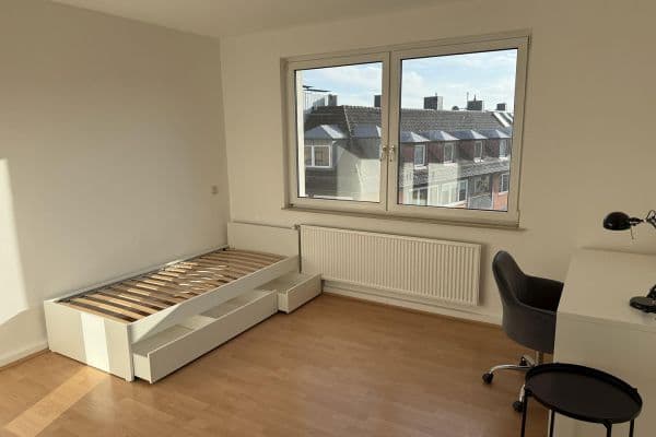 Pronájem bytu 2+1 47 m², Kasinostraße 66, Cáchy, Severní Porýní-Vestfálsko Pronájem bytu 2+1 47 m², Kasinostraße 66, Cáchy, Severní Porýní-Vestfálsko