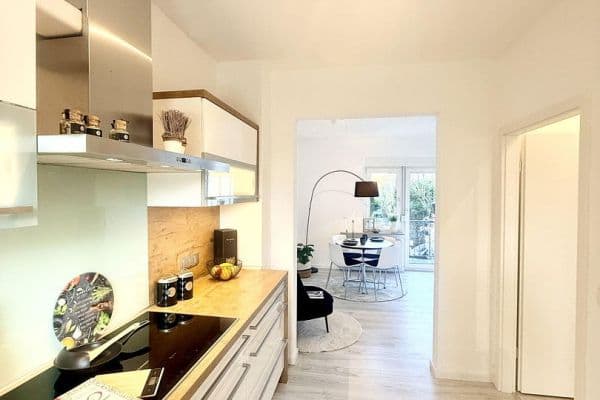 Prodej domu 97 m², pozemek 155 m², Tönisvorst Prodej domu 97 m², pozemek 155 m², Tönisvorst