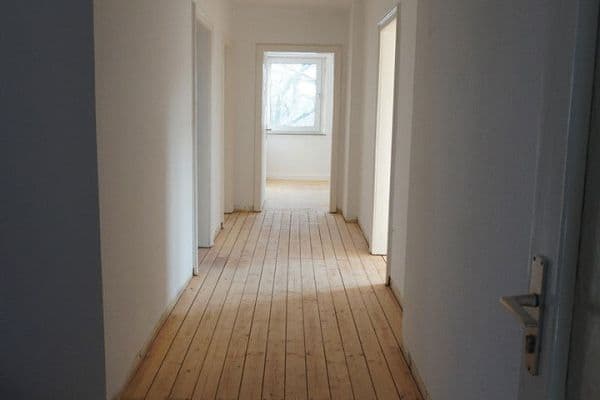 Pronájem bytu 4+1 102 m², Von-Ketteler-Str. 40, Paderborn, Severní Porýní-Vestfálsko Pronájem bytu 4+1 102 m², Von-Ketteler-Str. 40, Paderborn, Severní Porýní-Vestfálsko