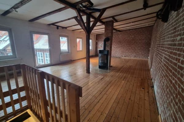 Pronájem bytu 2+1 110 m², Auf dem Meere 41, Lüneburg Pronájem bytu 2+1 110 m², Auf dem Meere 41, Lüneburg