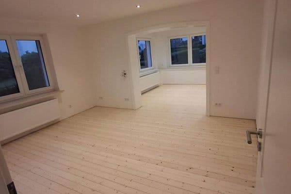 Pronájem bytu 3+1 107 m², Melle Pronájem bytu 3+1 107 m², Melle