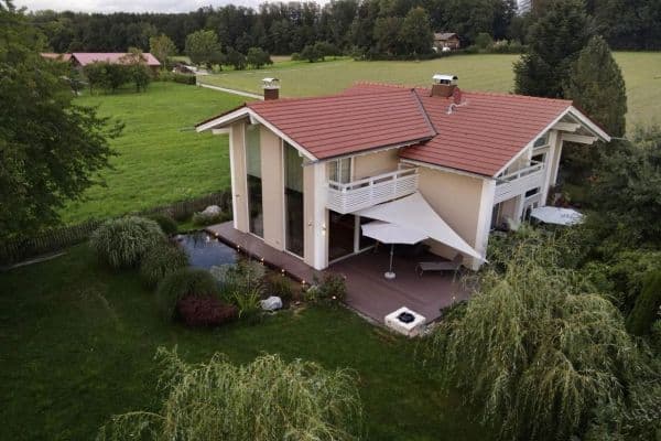 Prodej domu 315 m², pozemek 1.123 m², Chieming, Bavorsko Prodej domu 315 m², pozemek 1.123 m², Chieming, Bavorsko