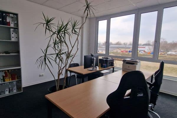 Pronájem kanceláře 350 m², Dr.-Hans-Lebach-Str. 2, Erkner Pronájem kanceláře 350 m², Dr.-Hans-Lebach-Str. 2, Erkner
