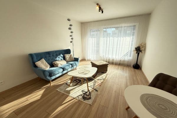 Pronájem bytu 2+kk 75 m², U Plynárny, Praha Pronájem bytu 2+kk 75 m², U Plynárny, Praha