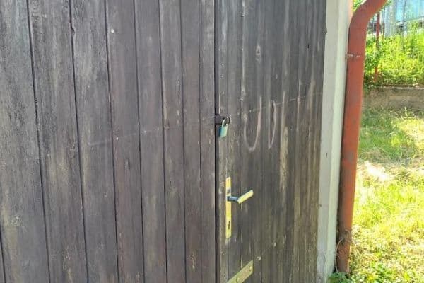 Pronájem garáže 18 m², Novobohdalecká, Praha Pronájem garáže 18 m², Novobohdalecká, Praha