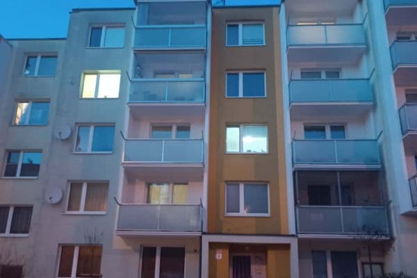 Prodej bytu 3+1 74 m², Obránců míru, Třebíč, Kraj Vysočina Prodej bytu 3+1 74 m², Obránců míru, Třebíč, Kraj Vysočina