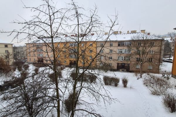 Pronájem bytu 2+kk 45 m², Na Popluží, Ústí nad Labem Pronájem bytu 2+kk 45 m², Na Popluží, Ústí nad Labem