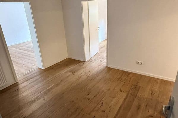 Pronájem bytu 3+1 100 m², Wilhelm-Busch-Straße 55, Limburgerhof Pronájem bytu 3+1 100 m², Wilhelm-Busch-Straße 55, Limburgerhof