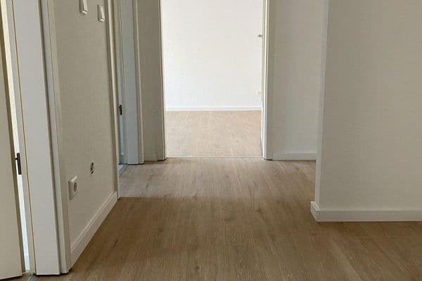 Pronájem bytu 2+1 52 m², Steinweg 2, Remscheid Pronájem bytu 2+1 52 m², Steinweg 2, Remscheid