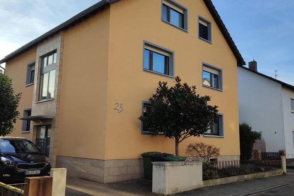 Pronájem bytu 4+1 92 m², Brühl Pronájem bytu 4+1 92 m², Brühl