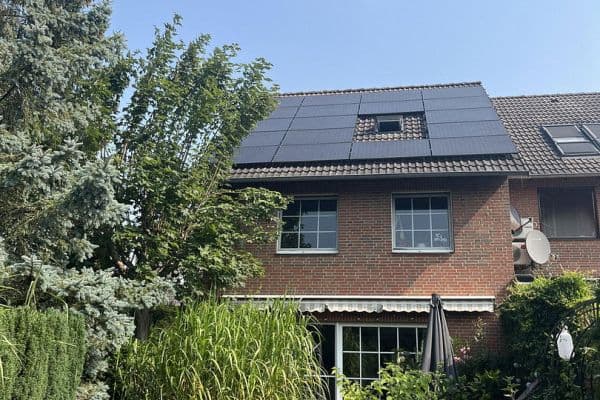 Prodej domu 130 m², pozemek 335 m², Lehrte Prodej domu 130 m², pozemek 335 m², Lehrte