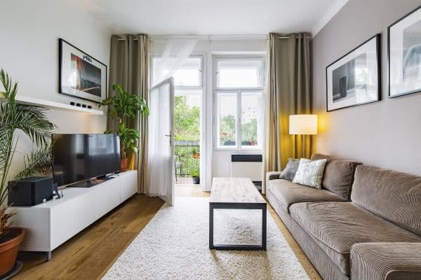 Pronájem bytu 53 m², namesti generala Kutlvasra, Praha Pronájem bytu 53 m², namesti generala Kutlvasra, Praha