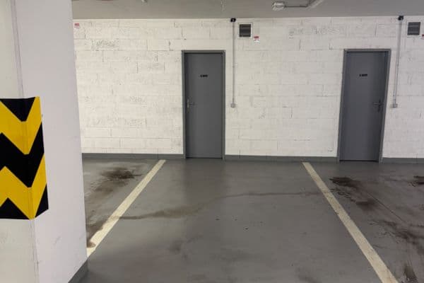 Pronájem garáže 14 m², Nárožní, Praha Pronájem garáže 14 m², Nárožní, Praha