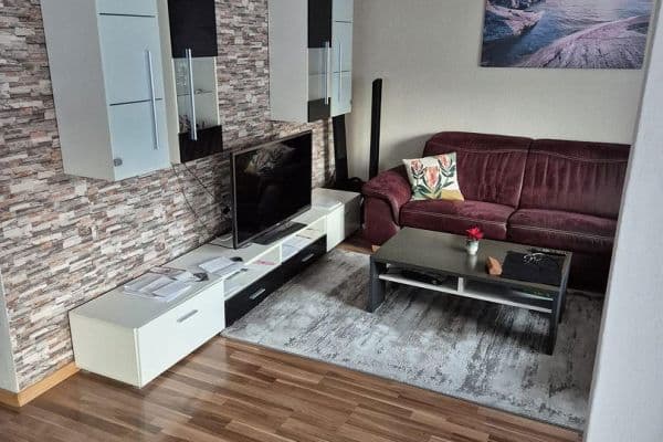 Pronájem bytu 4+1 102 m², Schwäbisch Gmünd Pronájem bytu 4+1 102 m², Schwäbisch Gmünd