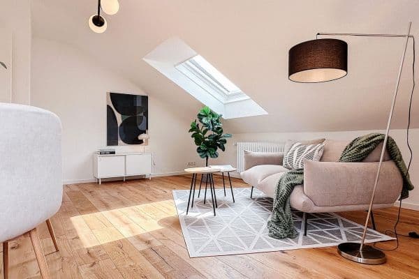 Prodej bytu 3+1 92 m², Neutraubling Prodej bytu 3+1 92 m², Neutraubling