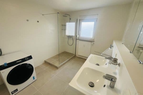 Pronájem bytu 15 m², Bottwarbahnstraße 25, Heilbronn, Bádensko-Württembersko Pronájem bytu 15 m², Bottwarbahnstraße 25, Heilbronn, Bádensko-Württembersko