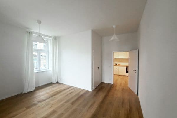 Pronájem bytu 1+1 31 m², U Tyrše, Praha Pronájem bytu 1+1 31 m², U Tyrše, Praha