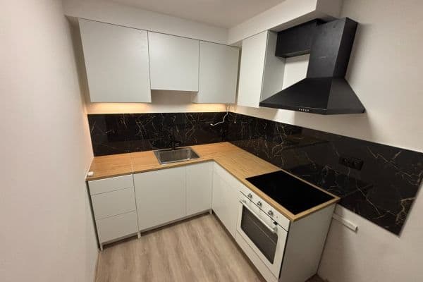 Pronájem bytu 2+kk 48 m², Příčná, Příbram, Středočeský kraj Pronájem bytu 2+kk 48 m², Příčná, Příbram, Středočeský kraj