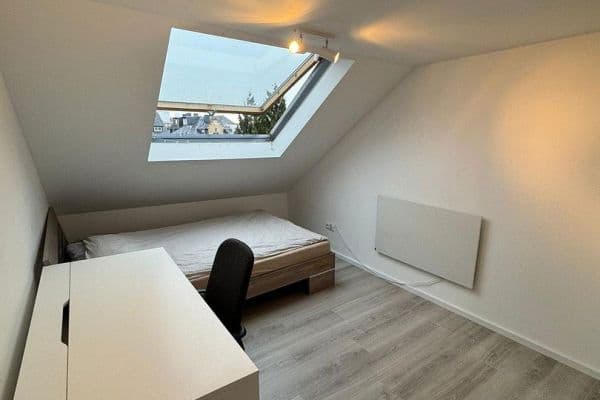 Pronájem bytu 3+1 20 m², Frankfurt am Main Pronájem bytu 3+1 20 m², Frankfurt am Main