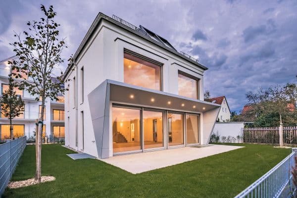 Prodej domu 218 m², pozemek 420 m², München, Bavorsko Prodej domu 218 m², pozemek 420 m², München, Bavorsko